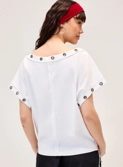 Large eyelets off-the-shoulder T-shirt