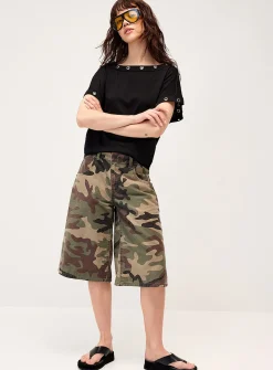 Large eyelets off-the-shoulder T-shirt