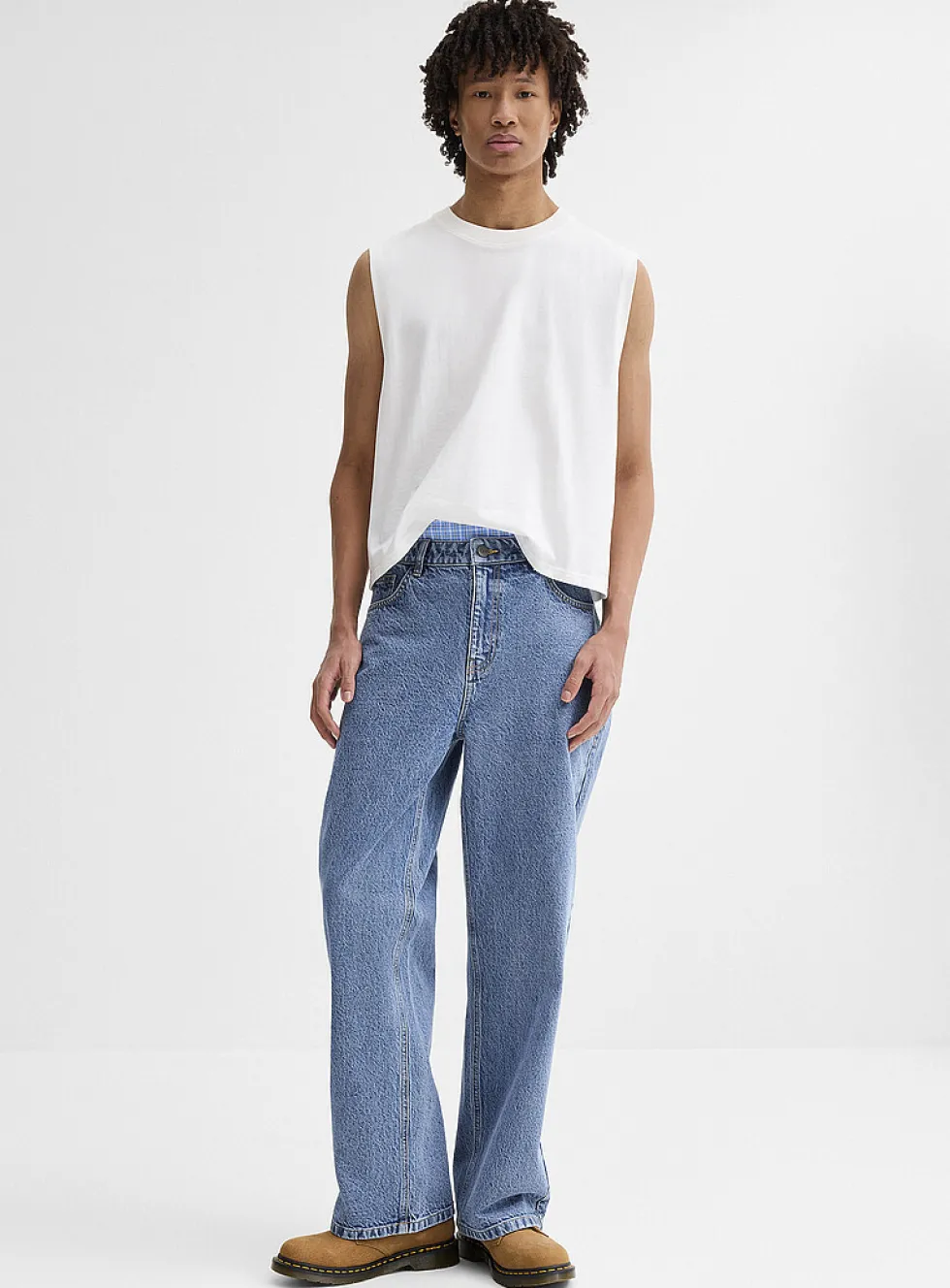 Light blue 5-pocket jean