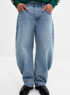 Light-blue wash loose jean