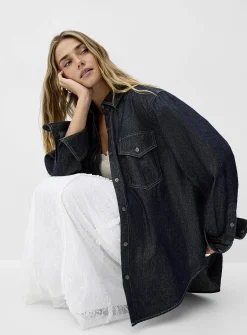 Lightweight denim patch pocket loose shirt