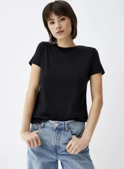 Lightweight jersey crew-neck tee