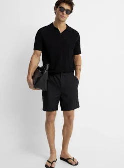 Lightweight weave Bermudas
