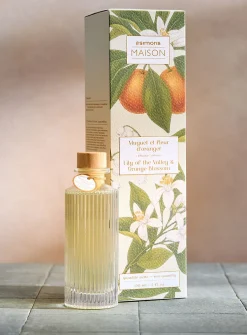 Lily of the valley and orange blossom grooved reed diffuser