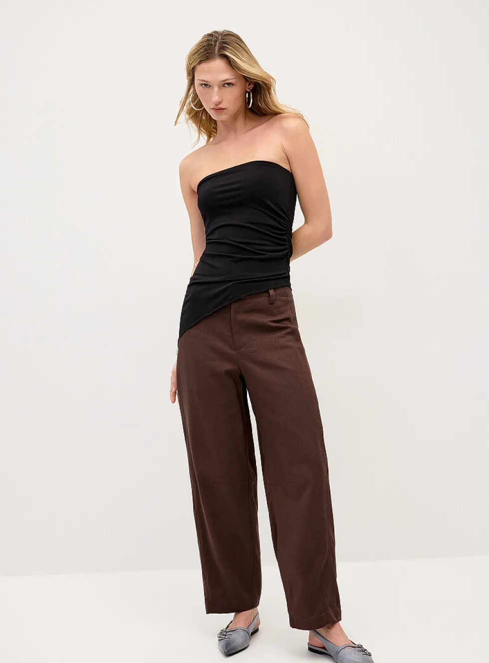 Linen-blend barrel-leg dress pant
