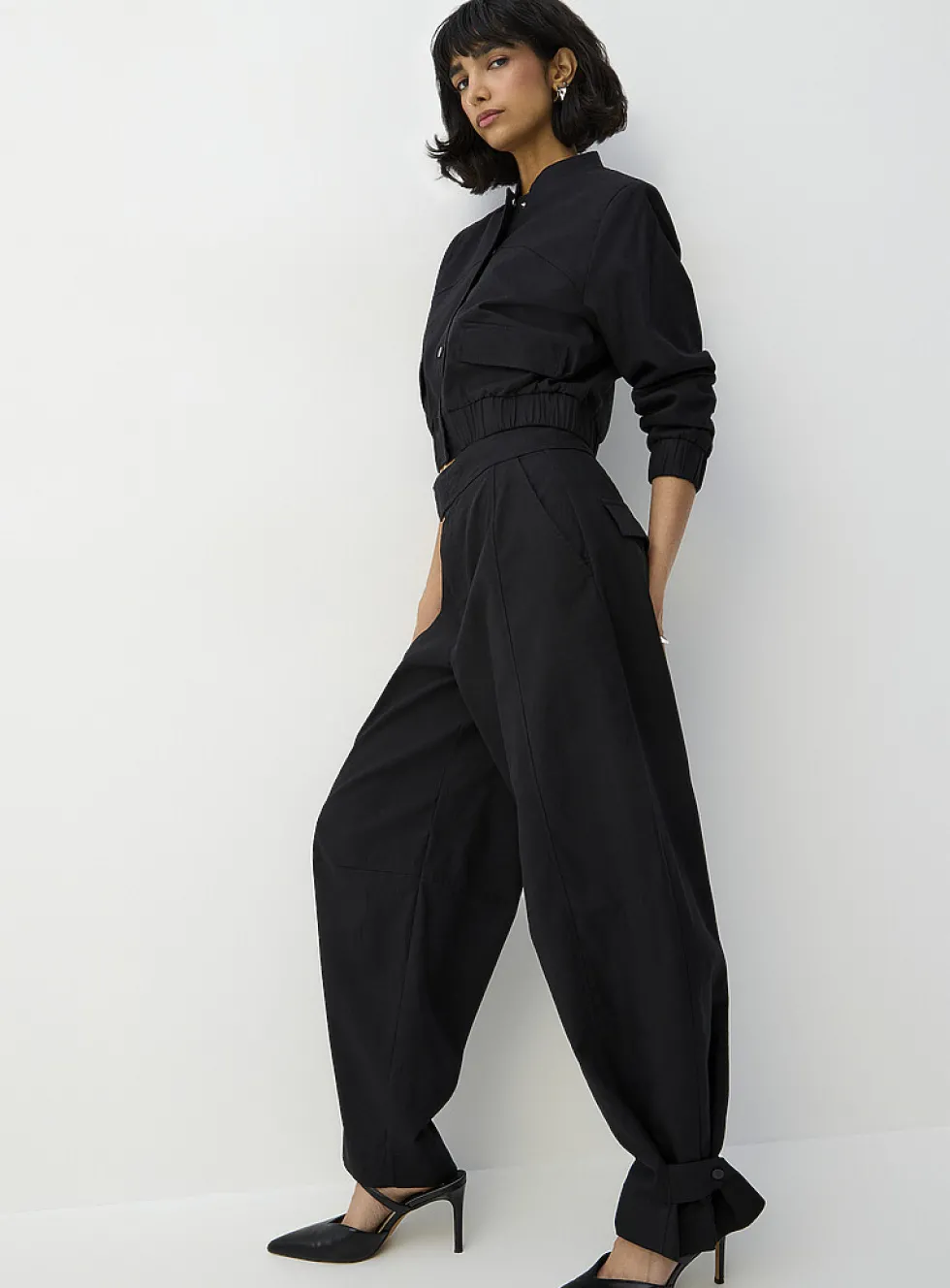Linen-blend barrel-leg pant