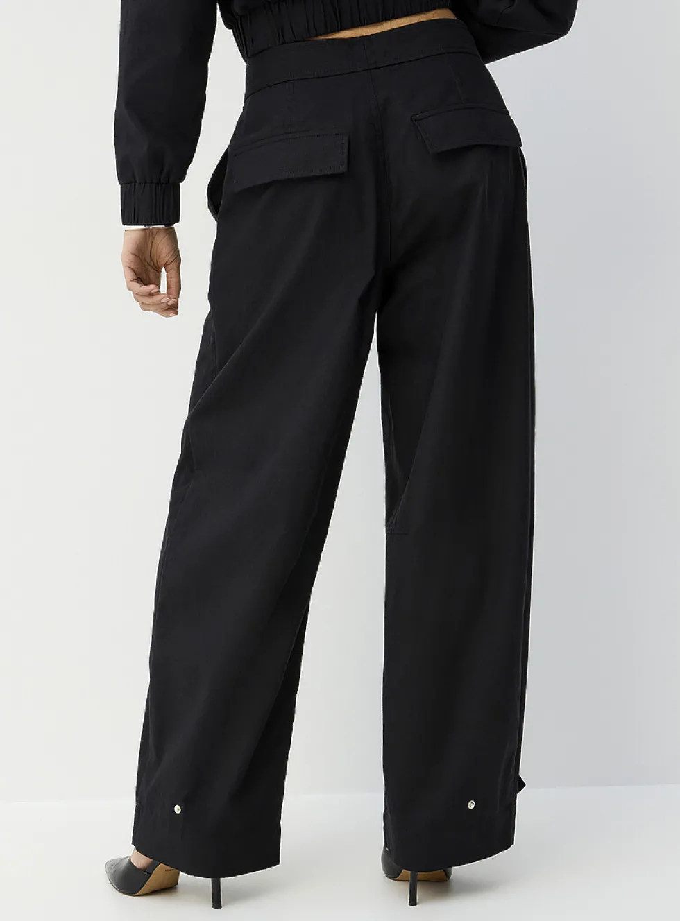 Linen-blend barrel-leg pant