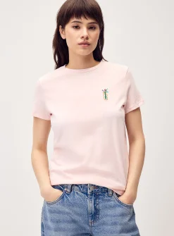 Little embroidery tee