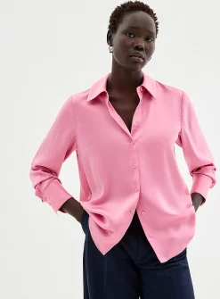 Loose fluid satin shirt
