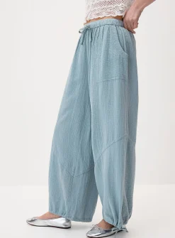 Loose organic cotton gauze jogger