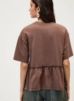 Loose ruffle tee