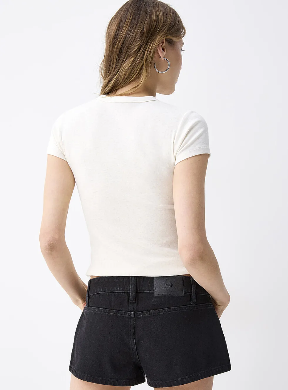Low-rise denim mini short