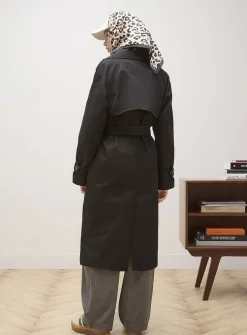 Marbled-button twill trench