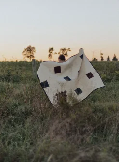 Marni quilt throw