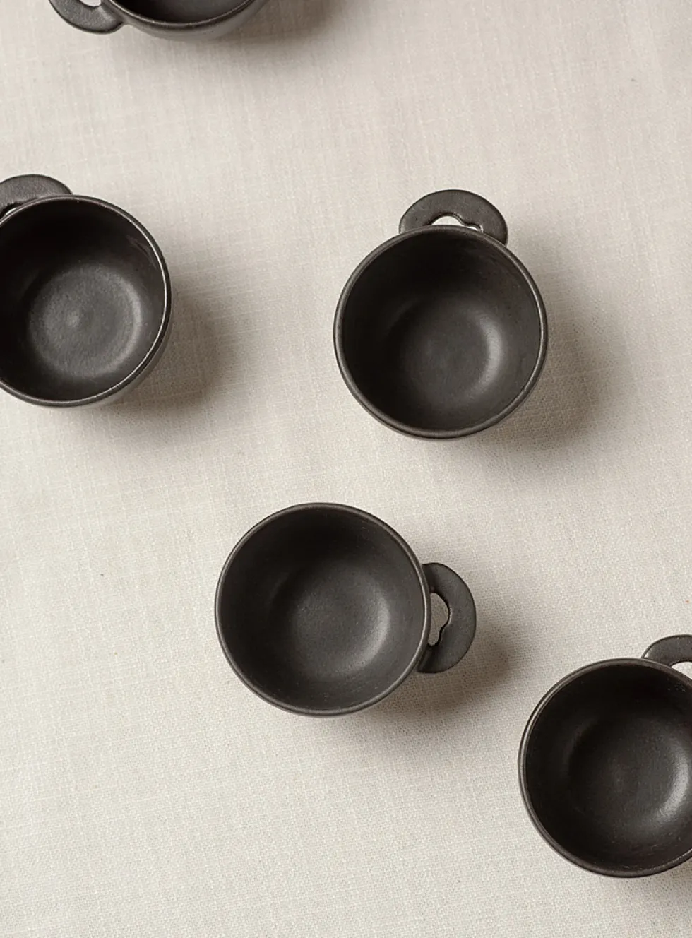 Meander matte stoneware coffee mug