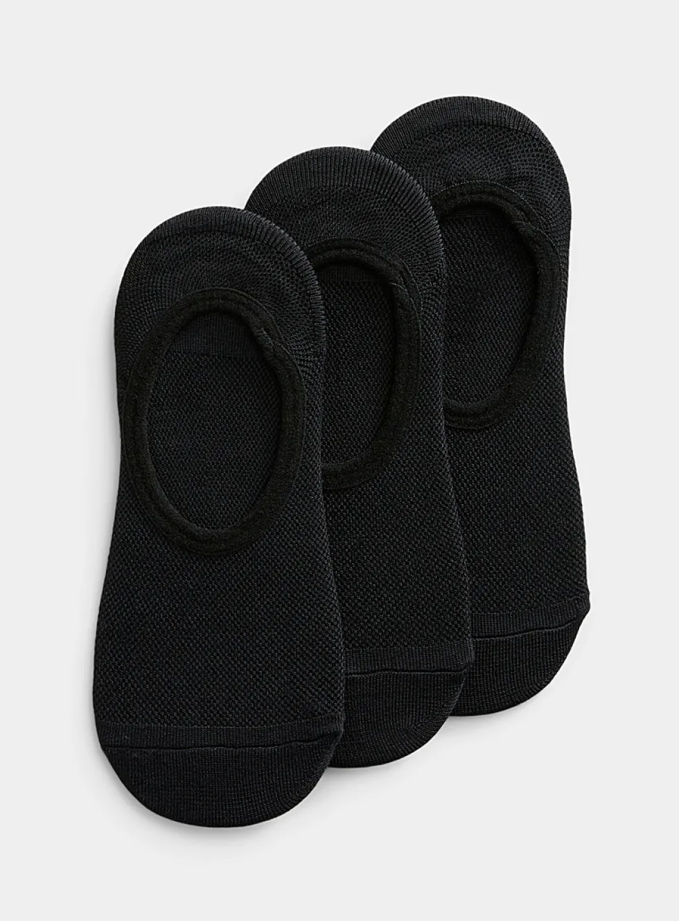Micro-perforated recycled foot liners