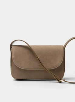 Minimalist crossbody bag