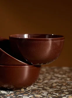 Minimalist soup bowl