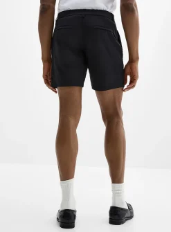 Minimalist stretch short