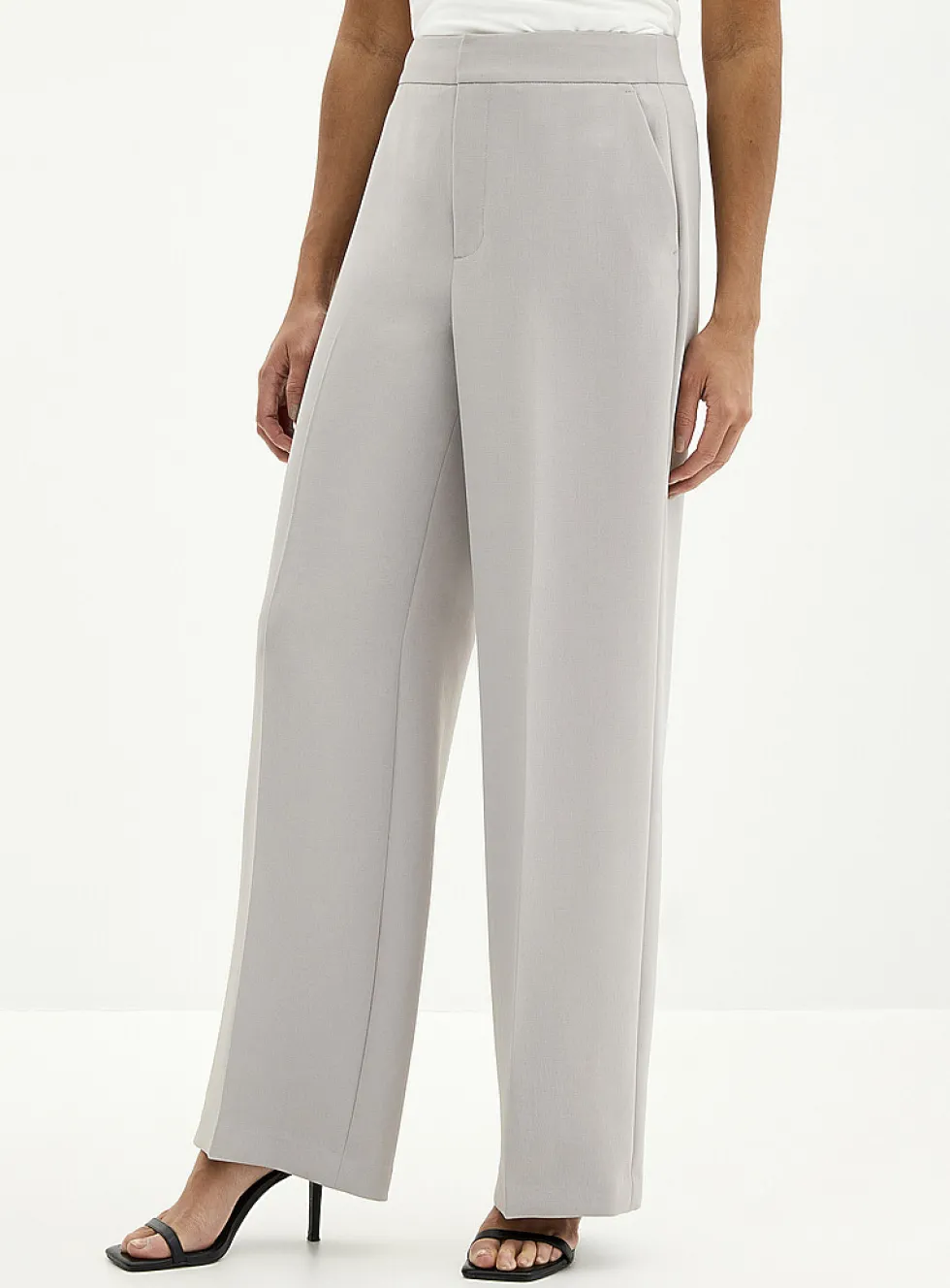 Moderne textured crepe pant