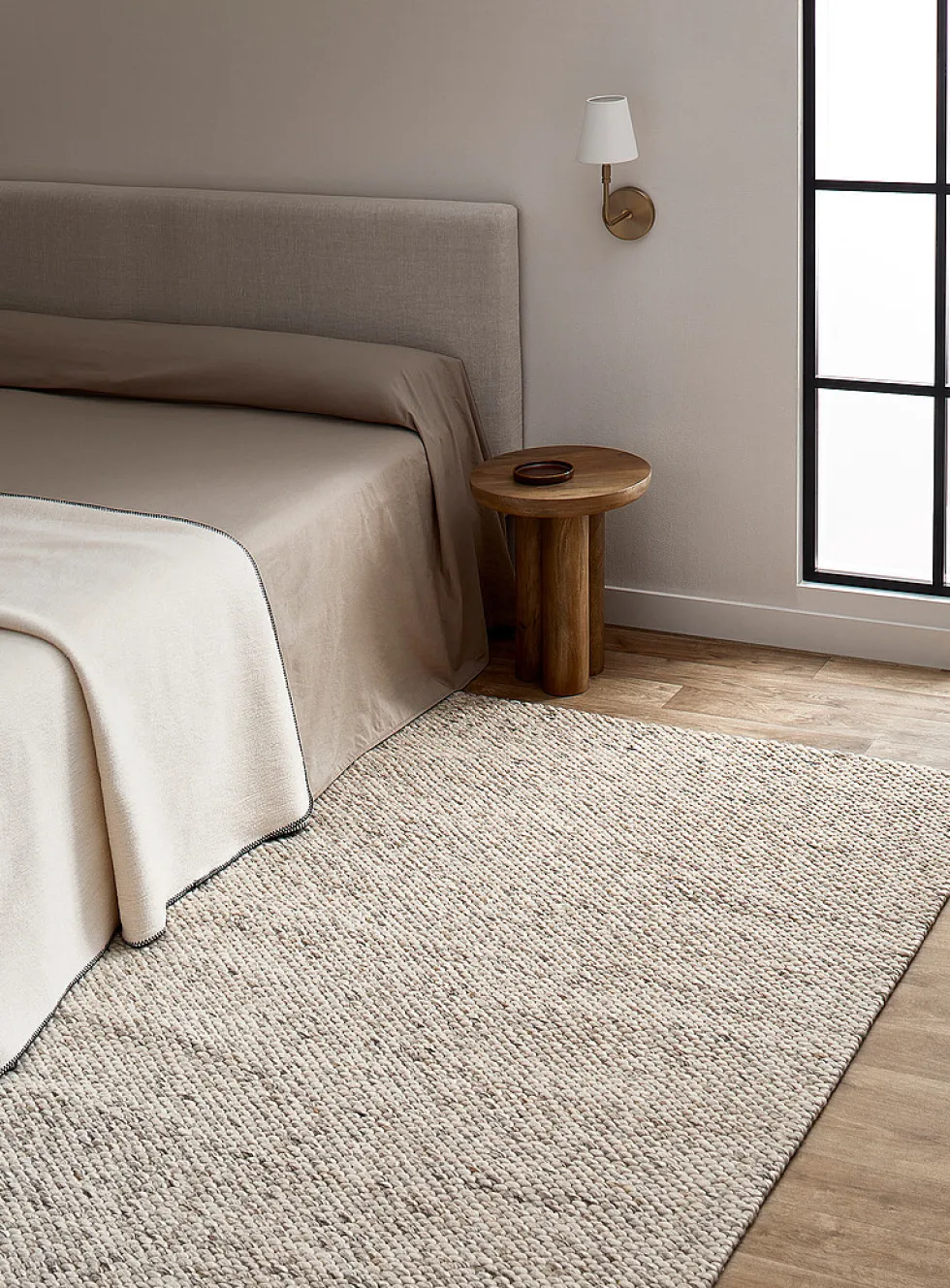 Natural chic artisanal rug