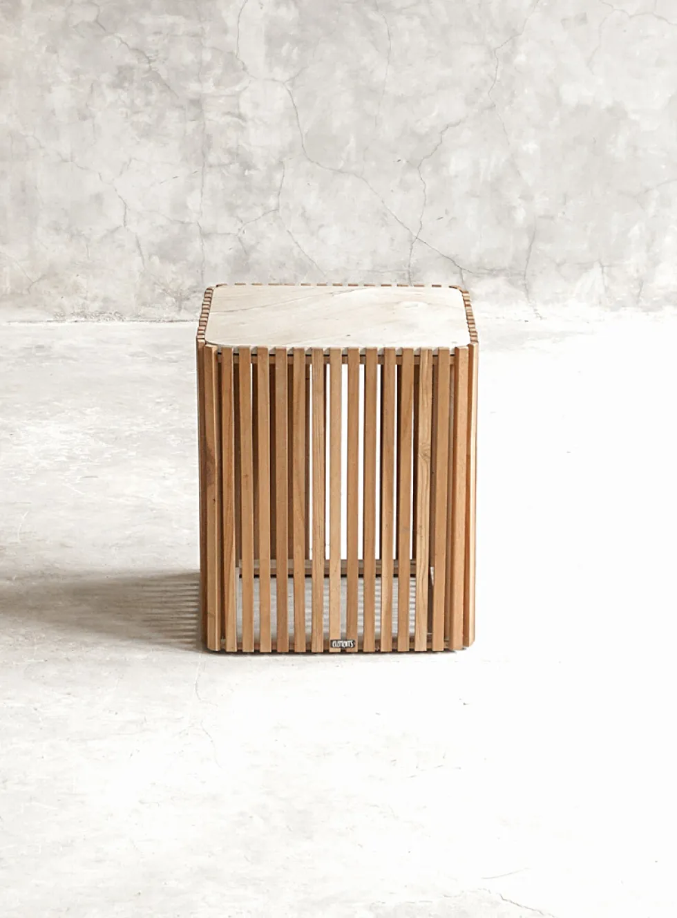 Natural essences openwork square side table