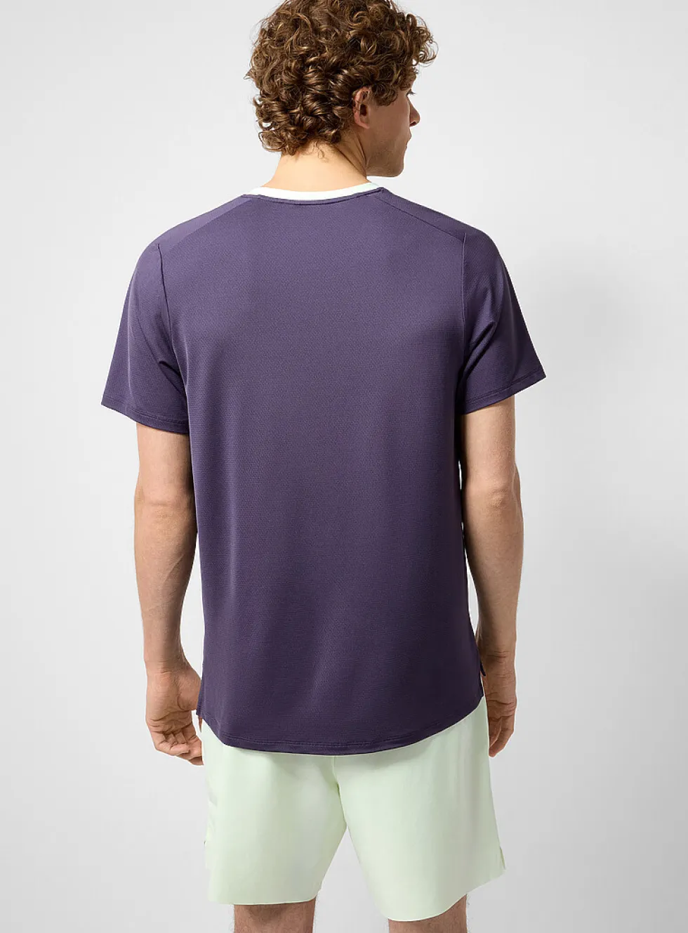 NikeCourt heritage emblem perforated jersey T-shirt