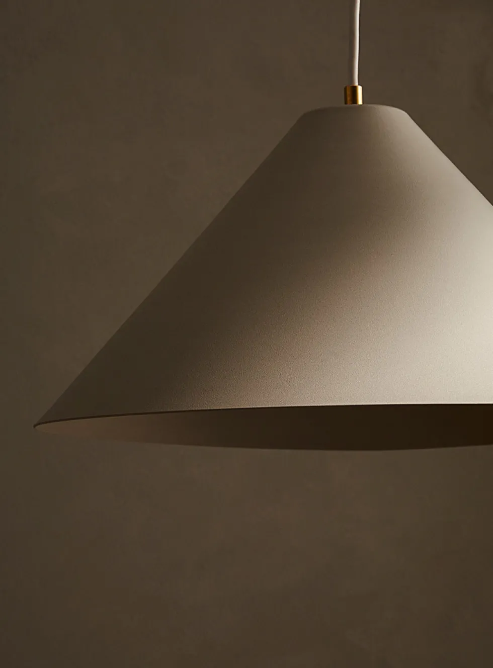 Nomad hanging lamp