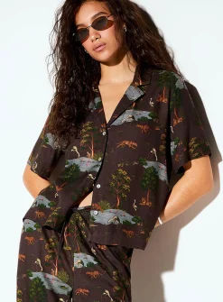 Notched collar boxy-fit blouse