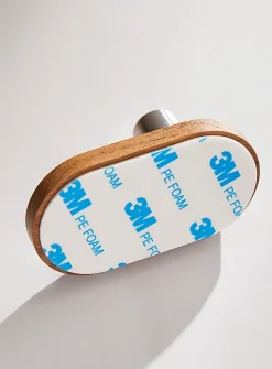 Oak adhesive hook