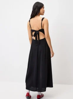 Open-back balconette maxi dress