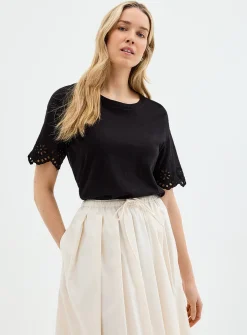 Organic cotton broderie anglaise slub T-shirt