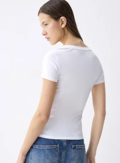 Organic cotton V-neck t-shirt