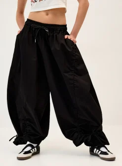 Oversized twill barrel-leg pant