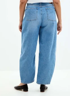 Pale indigo stretch jean