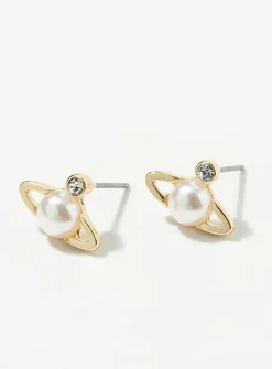 Pearly planet earrings