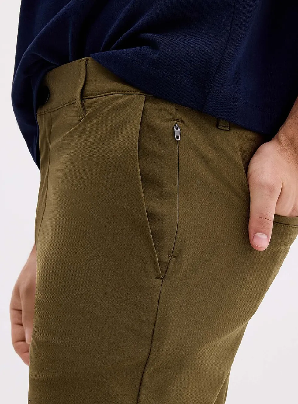 Performance chinos