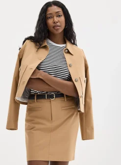 Piped pockets structured skort