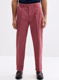Pleated chinos