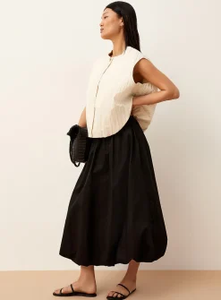 Pleated texture sleeveless bubble vest