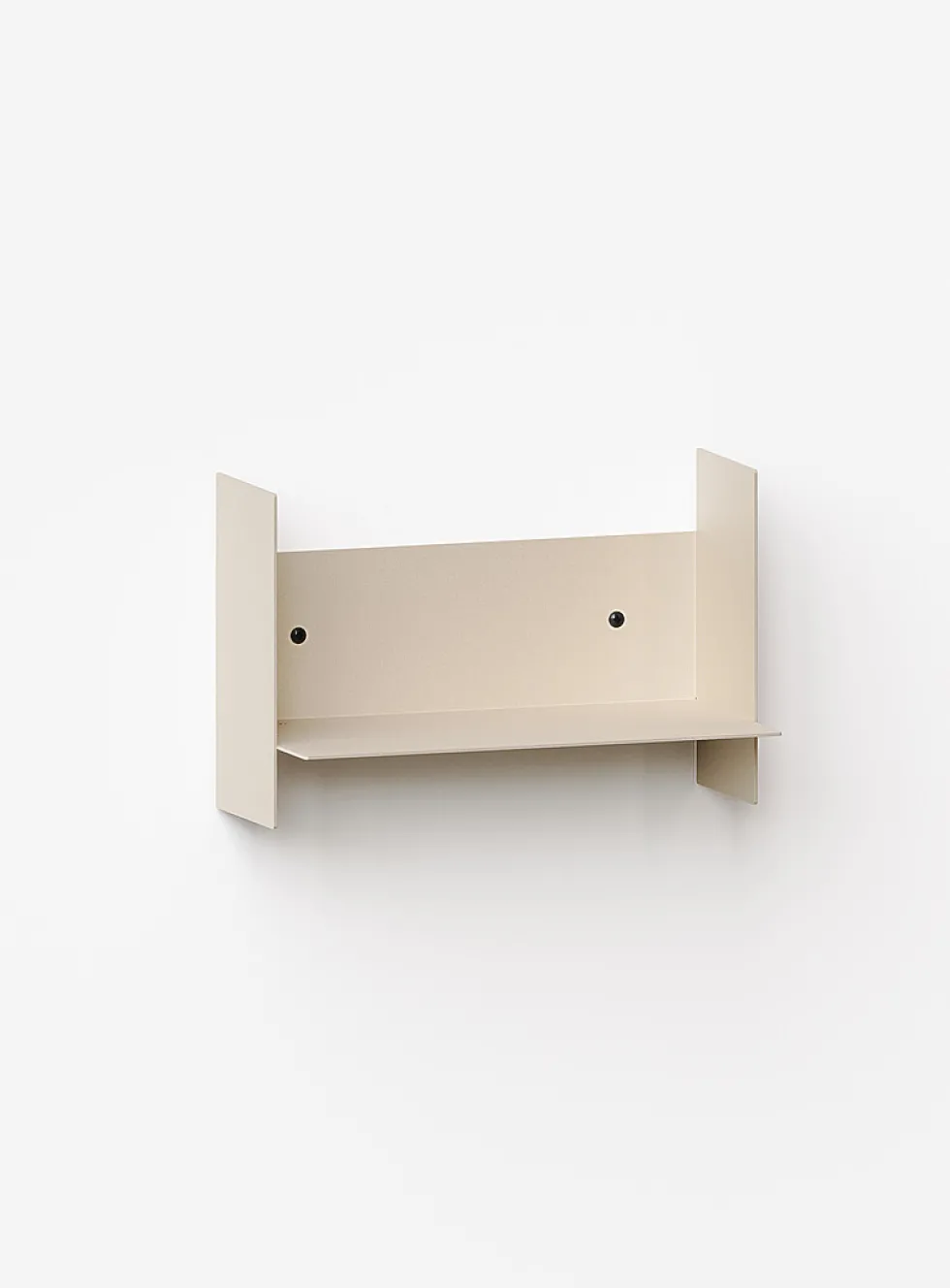 Pli folded steel wall-mounted shelf unit