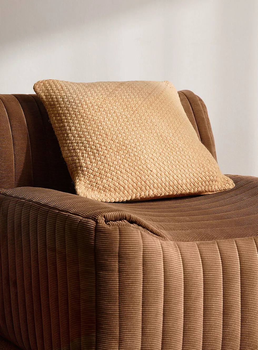 Pure wool basket weave knit removable-cover cushion