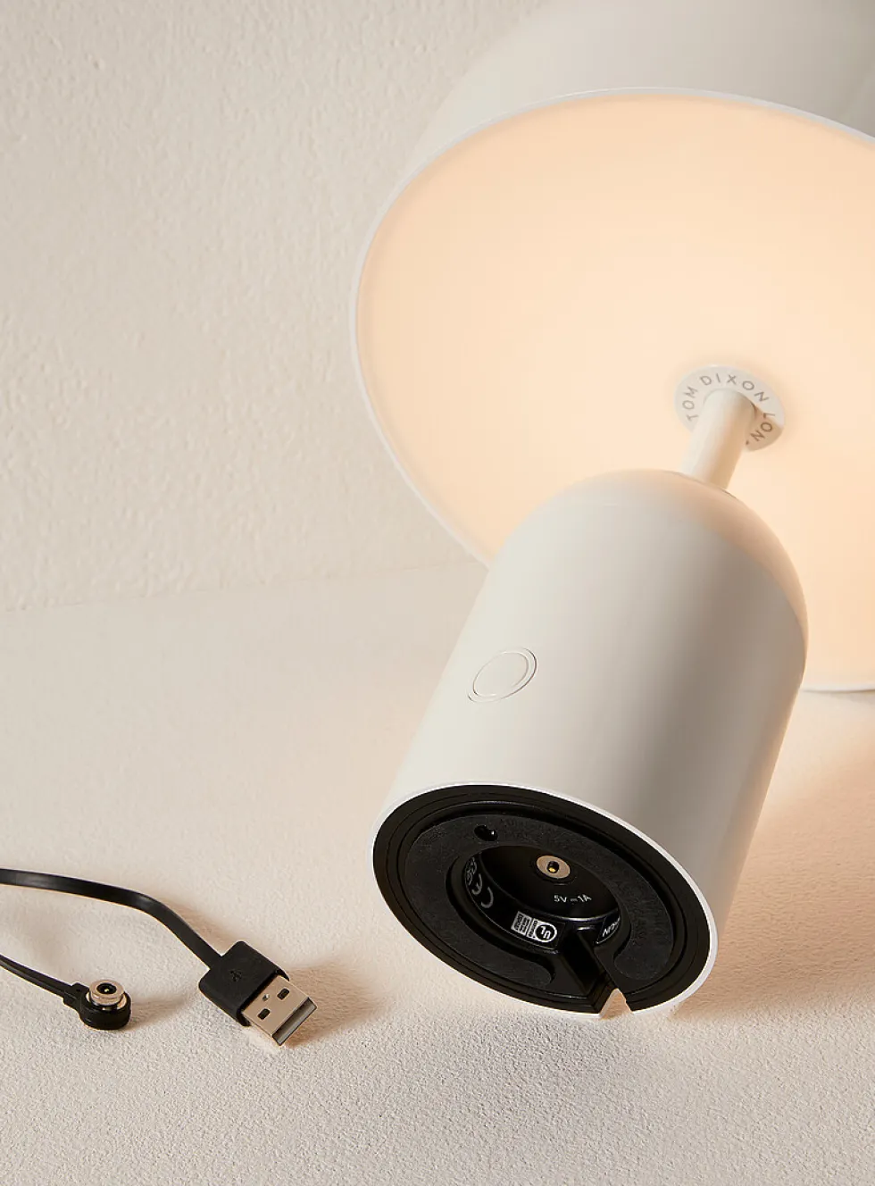 Putty Bell Portable LED lamp