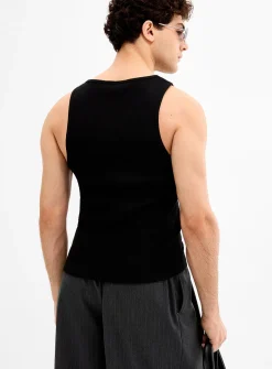 Ribbed-block tank