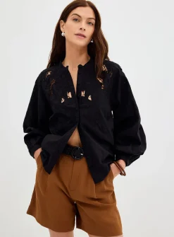 Richelieu embroidery stand-collar blouse
