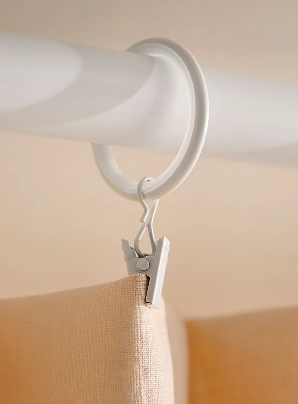 Rod grommet rings