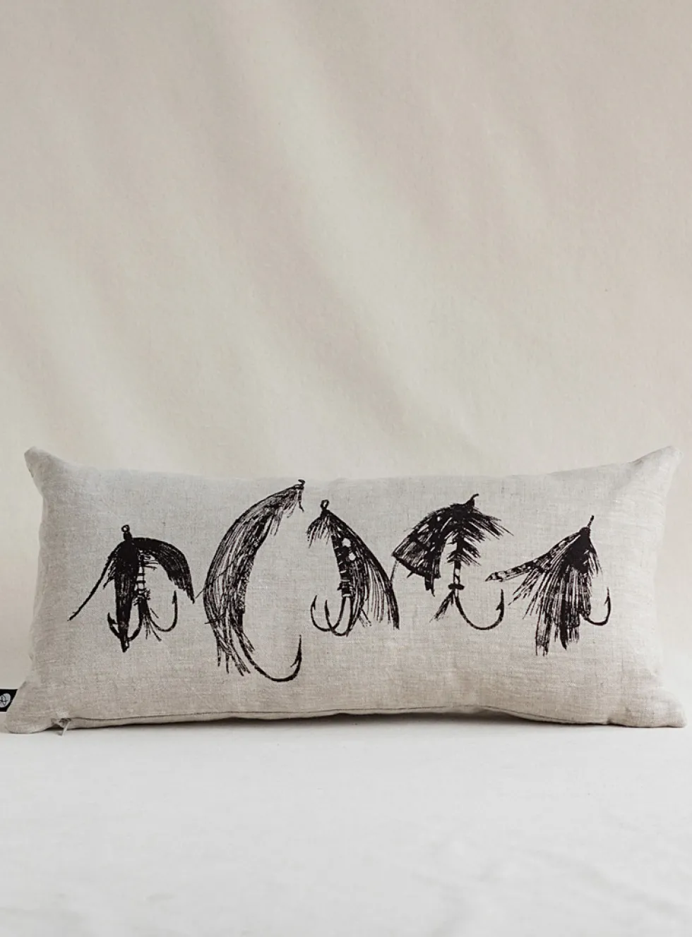 Salmon fishing linen cushion