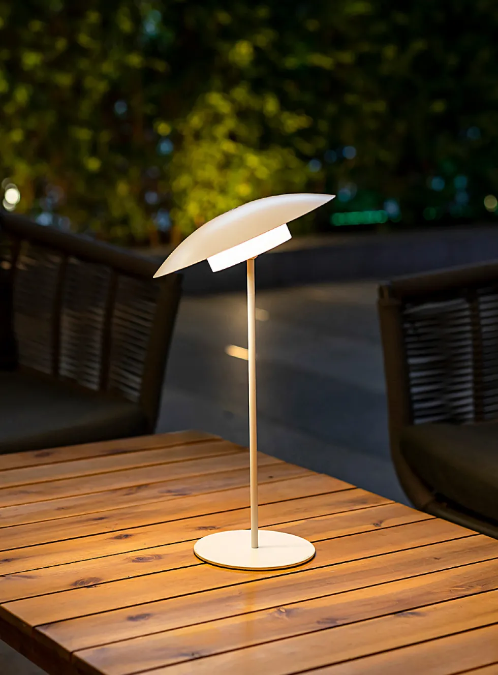 Sardinia portable table lamp