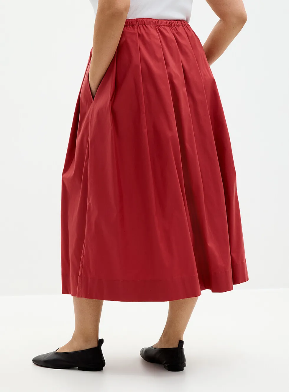 Satiny drawcord-waist skirt