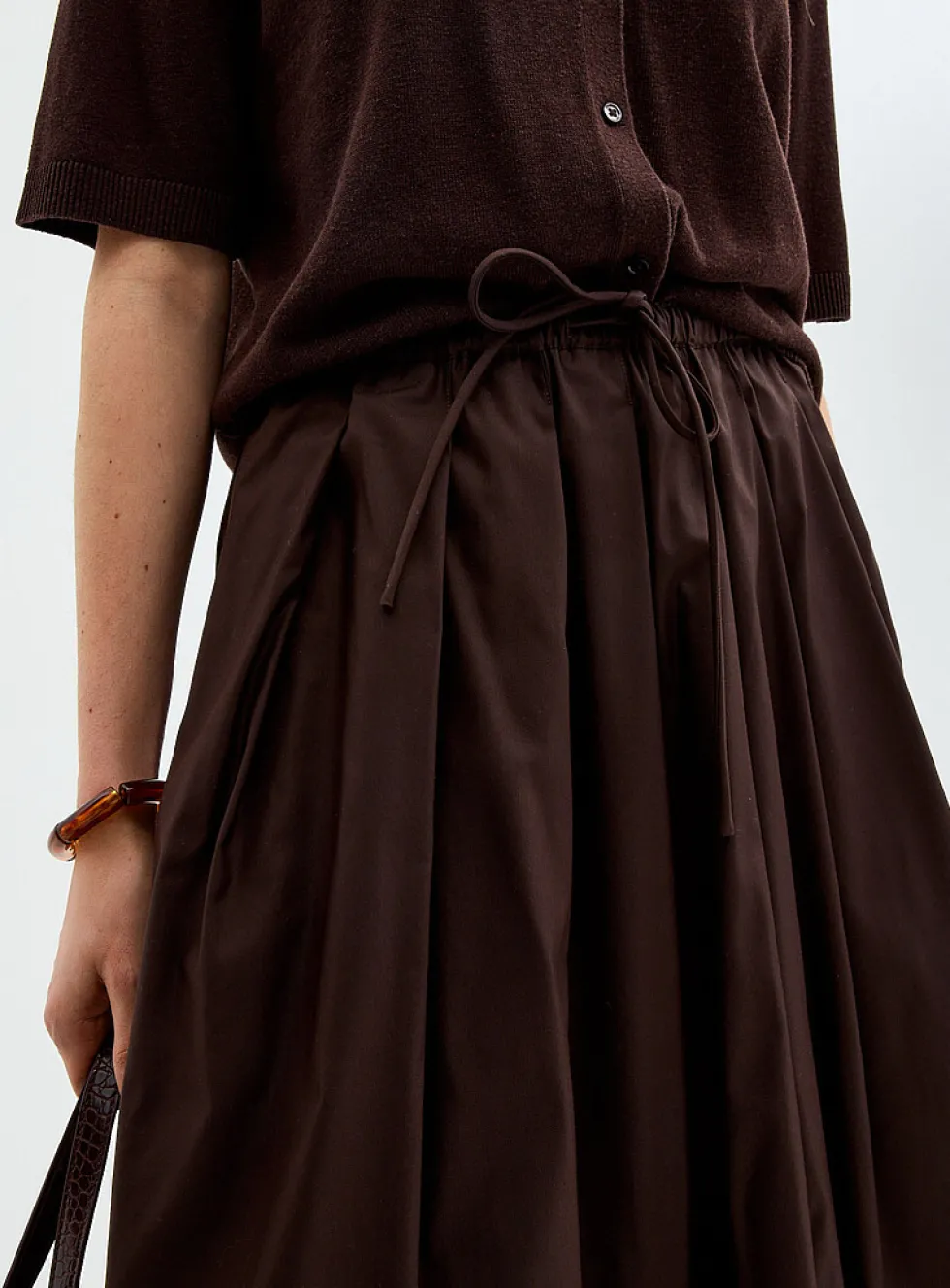 Satiny drawcord-waist skirt